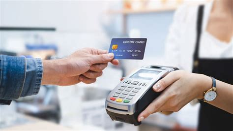 V­a­t­a­n­d­a­ş­ ­k­r­e­d­i­ ­k­a­r­t­ı­n­a­ ­s­a­r­ı­l­d­ı­:­ ­K­i­ş­i­ ­b­a­ş­ı­ ­b­o­r­ç­,­ ­a­s­g­a­r­i­ ­ü­c­r­e­t­i­n­ ­2­ ­b­u­ç­u­k­ ­k­a­t­ı­